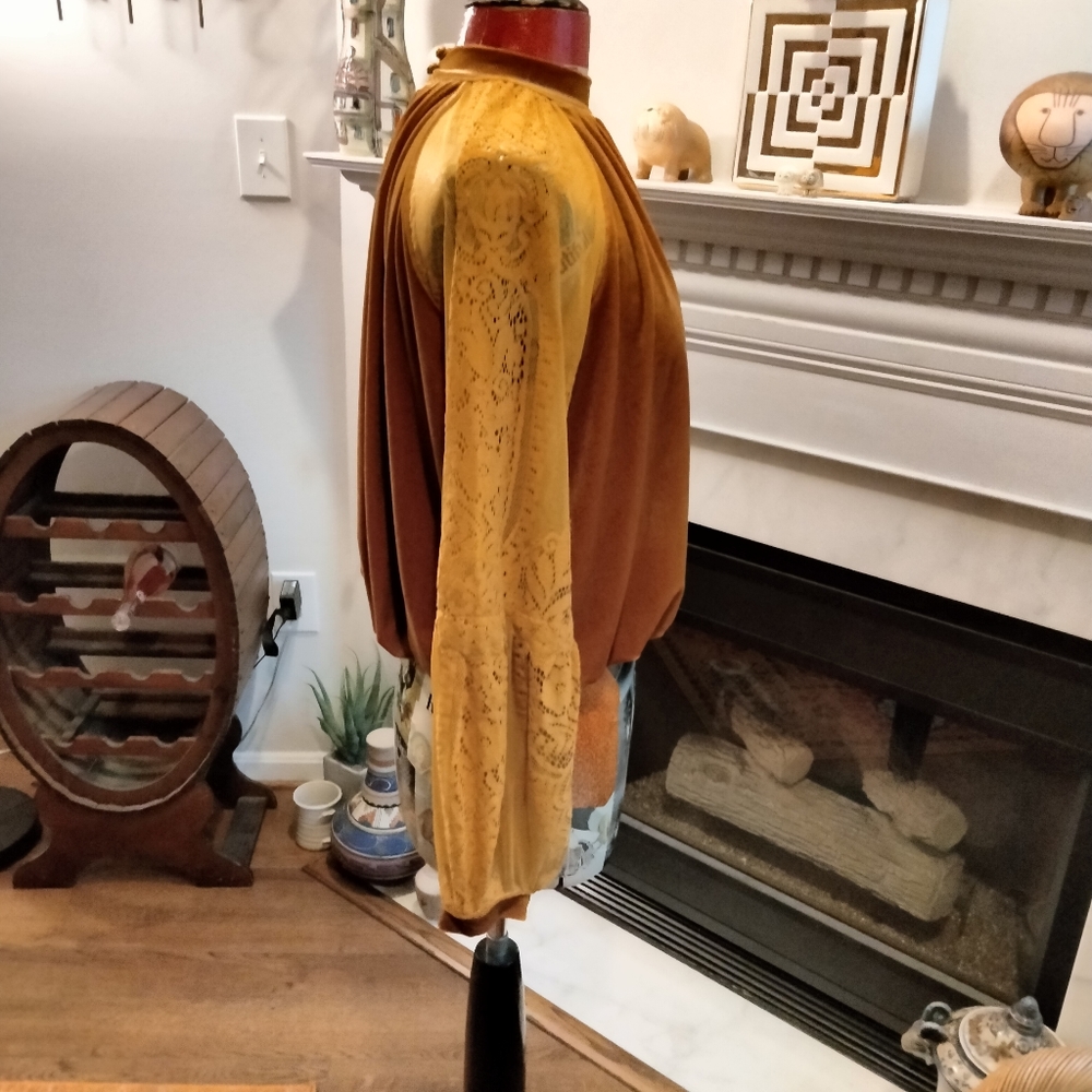 Free People mustard Velvet and Lace Top size small - Picture 9 of 11